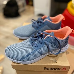 Reebok Running shoes - size 10 (brand new)